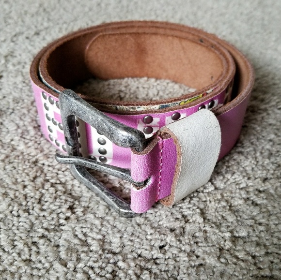 Ed Hardy EH3240 Roses Skull /& Studs Kids-Girls Leather Belt
